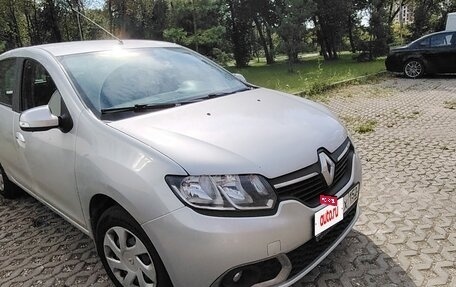 Renault Sandero II рестайлинг, 2017 год, 820 000 рублей, 2 фотография