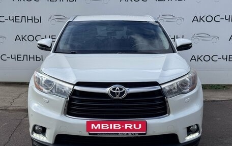 Toyota Highlander III, 2014 год, 2 150 000 рублей, 2 фотография