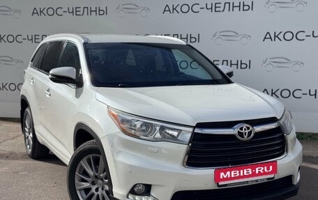 Toyota Highlander III, 2014 год, 2 150 000 рублей, 3 фотография