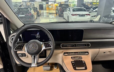 Mercedes-Benz V-Класс, 2025 год, 16 666 666 рублей, 7 фотография