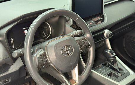 Toyota RAV4, 2022 год, 2 990 000 рублей, 9 фотография