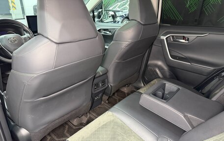 Toyota RAV4, 2022 год, 2 990 000 рублей, 14 фотография
