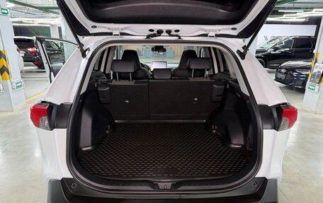 Toyota RAV4, 2022 год, 2 990 000 рублей, 23 фотография