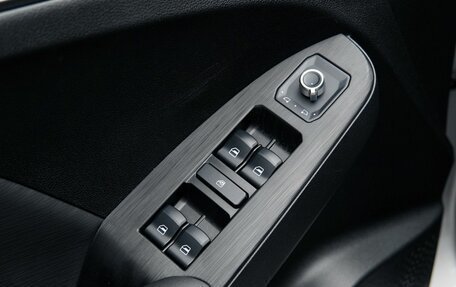Haval Jolion, 2023 год, 2 090 000 рублей, 12 фотография