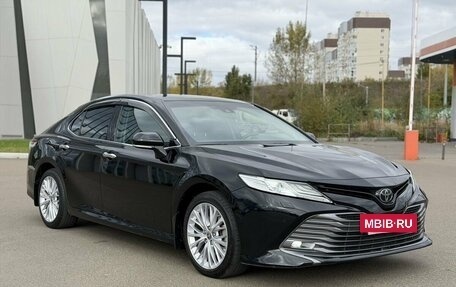 Toyota Camry, 2020 год, 2 700 000 рублей, 7 фотография