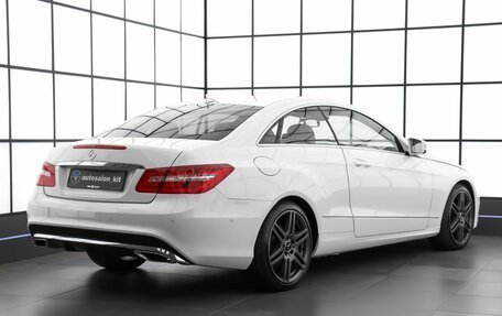Mercedes-Benz E-Класс, 2013 год, 1 590 000 рублей, 4 фотография