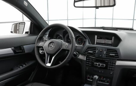 Mercedes-Benz E-Класс, 2013 год, 1 590 000 рублей, 7 фотография