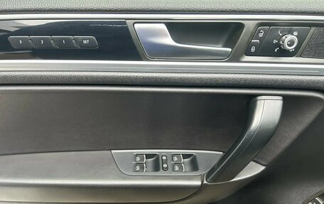 Volkswagen Touareg III, 2014 год, 1 940 000 рублей, 6 фотография