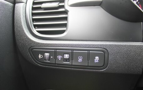 KIA Rio IV, 2020 год, 1 549 000 рублей, 10 фотография