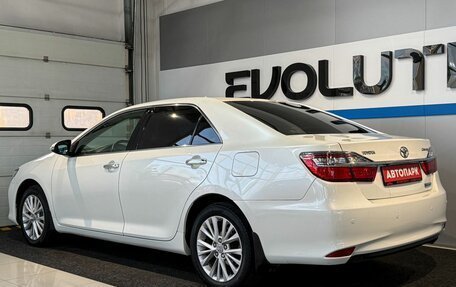 Toyota Camry, 2016 год, 1 749 000 рублей, 6 фотография