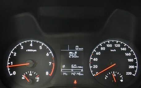 Hyundai Solaris II рестайлинг, 2017 год, 949 000 рублей, 10 фотография