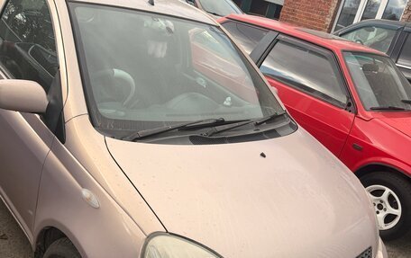 Toyota Vitz, 2002 год, 300 000 рублей, 4 фотография