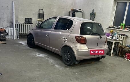 Toyota Vitz, 2002 год, 300 000 рублей, 13 фотография