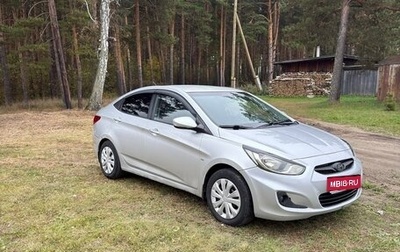 Hyundai Solaris II рестайлинг, 2012 год, 780 000 рублей, 1 фотография