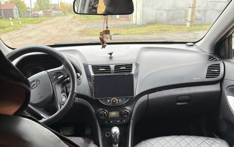 Hyundai Solaris II рестайлинг, 2012 год, 780 000 рублей, 8 фотография