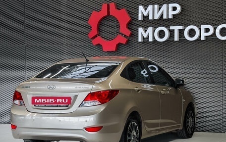 Hyundai Solaris II рестайлинг, 2013 год, 850 000 рублей, 4 фотография
