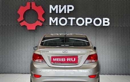 Hyundai Solaris II рестайлинг, 2013 год, 850 000 рублей, 5 фотография