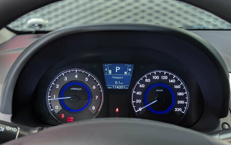 Hyundai Solaris II рестайлинг, 2013 год, 850 000 рублей, 22 фотография