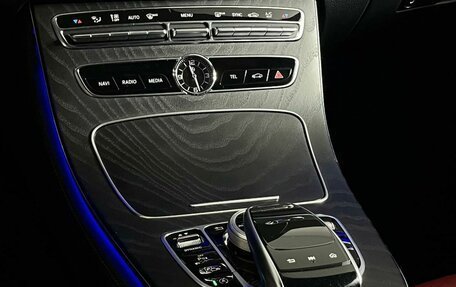 Mercedes-Benz E-Класс, 2019 год, 4 529 000 рублей, 24 фотография