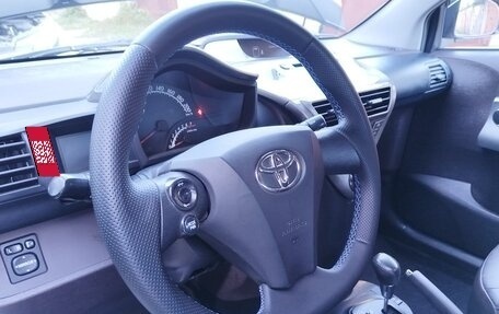 Toyota iQ, 2009 год, 1 095 000 рублей, 31 фотография