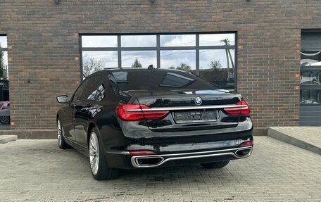 BMW 7 серия, 2015 год, 3 500 000 рублей, 3 фотография