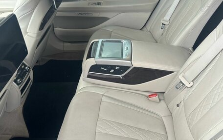 BMW 7 серия, 2015 год, 3 500 000 рублей, 9 фотография