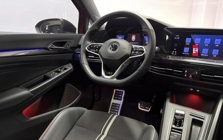 Volkswagen Golf VIII, 2023 год, 1 715 486 рублей, 7 фотография
