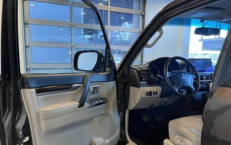 Mitsubishi Pajero IV, 2017 год, 3 170 000 рублей, 18 фотография