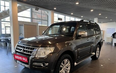 Mitsubishi Pajero IV, 2017 год, 3 170 000 рублей, 7 фотография