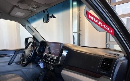 Mitsubishi Pajero IV, 2017 год, 3 170 000 рублей, 12 фотография