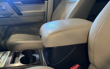 Mitsubishi Pajero IV, 2017 год, 3 170 000 рублей, 29 фотография