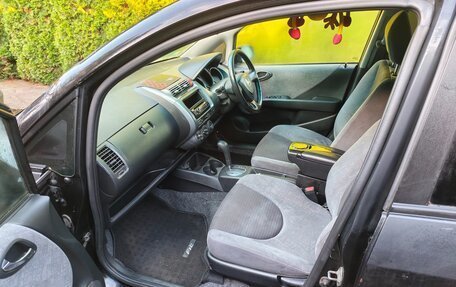 Honda Fit III, 2003 год, 199 999 рублей, 15 фотография