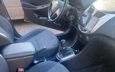 Hyundai Solaris II рестайлинг, 2016 год, 1 500 000 рублей, 8 фотография