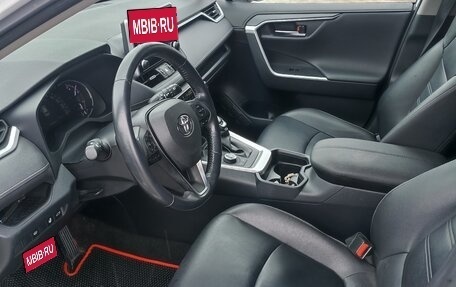 Toyota RAV4, 2020 год, 3 300 000 рублей, 1 фотография