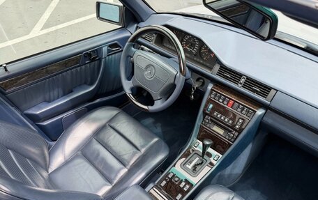 Mercedes-Benz E-Класс, 1993 год, 25 500 000 рублей, 10 фотография