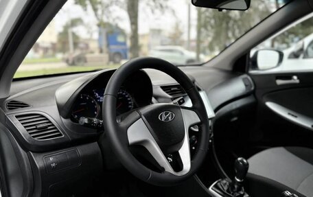 Hyundai Solaris II рестайлинг, 2014 год, 815 000 рублей, 10 фотография