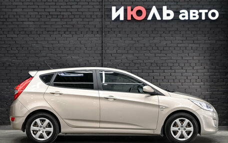 Hyundai Solaris II рестайлинг, 2013 год, 625 000 рублей, 9 фотография