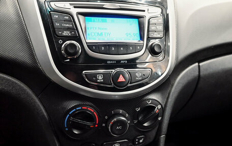 Hyundai Solaris II рестайлинг, 2013 год, 625 000 рублей, 14 фотография