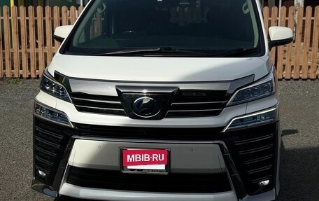Toyota Vellfire II, 2018 год, 4 450 000 рублей, 2 фотография