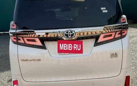 Toyota Vellfire II, 2018 год, 4 450 000 рублей, 6 фотография