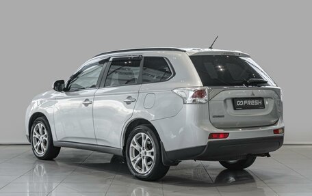Mitsubishi Outlander III рестайлинг 3, 2013 год, 1 290 000 рублей, 2 фотография