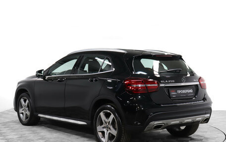 Mercedes-Benz GLA, 2018 год, 2 644 000 рублей, 7 фотография