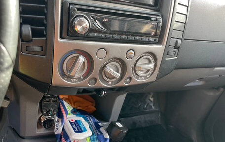 Mazda BT-50 II, 2007 год, 950 000 рублей, 24 фотография