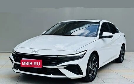 Hyundai Elantra, 2023 год, 1 688 008 рублей, 7 фотография