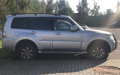 Mitsubishi Pajero IV, 2010 год, 650 000 рублей, 2 фотография
