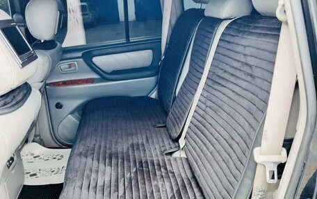 Toyota Land Cruiser 100 рестайлинг 2, 2006 год, 2 300 000 рублей, 16 фотография