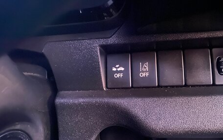 Suzuki Jimny, 2019 год, 1 640 000 рублей, 6 фотография