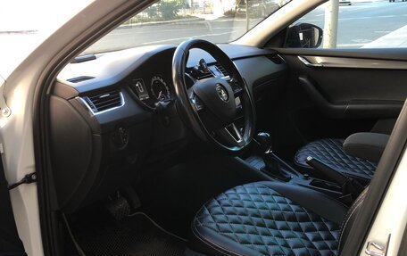 Skoda Octavia, 2018 год, 1 850 000 рублей, 10 фотография