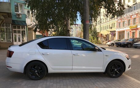 Skoda Octavia, 2018 год, 1 850 000 рублей, 6 фотография