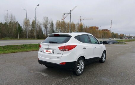 Hyundai ix35 I рестайлинг, 2011 год, 1 350 000 рублей, 2 фотография